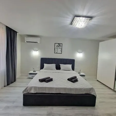 Central Luxe - Elisha