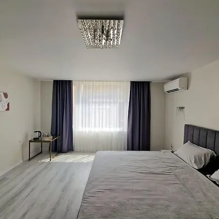 Апартамент Central Luxe - Elisha *