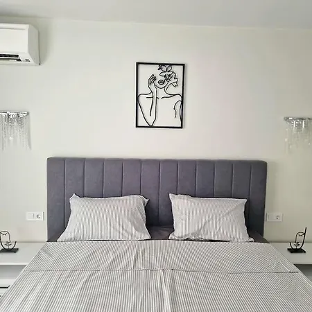 Апартамент Central Luxe - Elisha