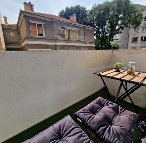 Central Luxe - Elisha